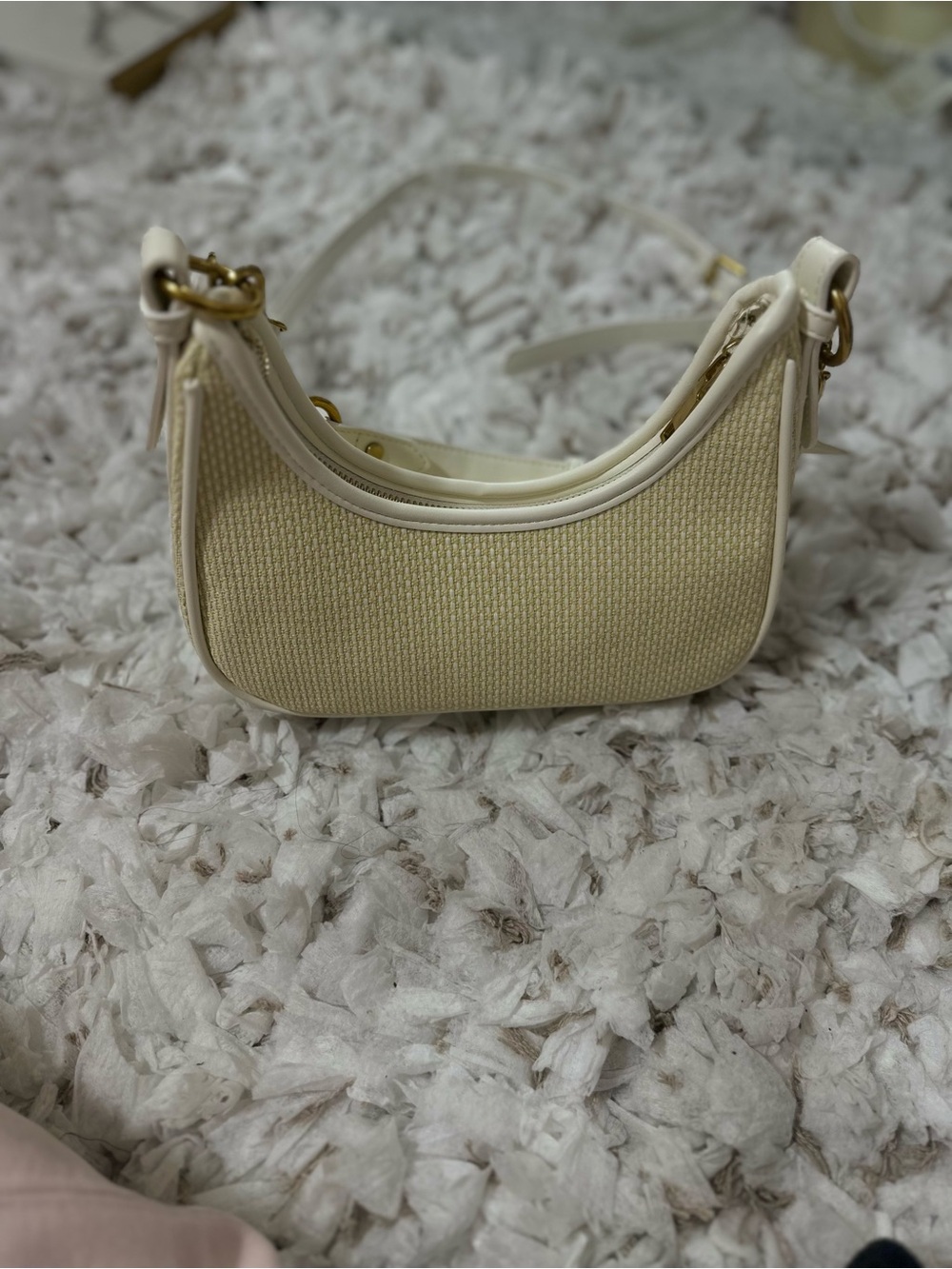 Madison West Soraya Straw Shoulder Bag Cream Gold Chain NWT - Picture 5 of 8